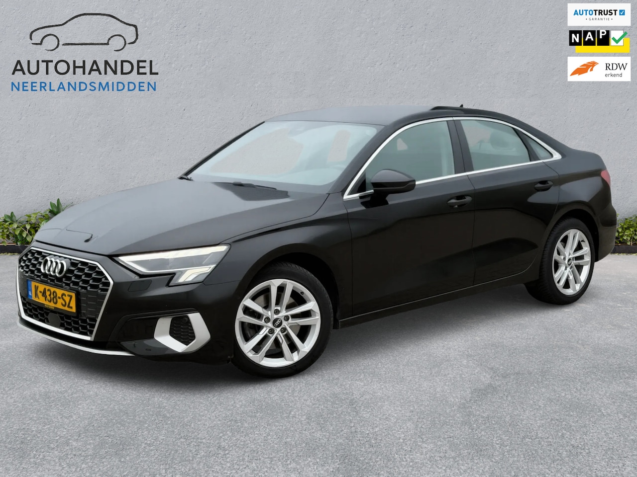 Audi A3 Limousine - 30 TFSI S edition 30 TFSI S edition - AutoWereld.nl