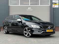 Volvo V60 - 1.6/150pk T3 R-Design|2015|NAP|Automaat|Trekhaak|Navi|Cruise|PDC|
