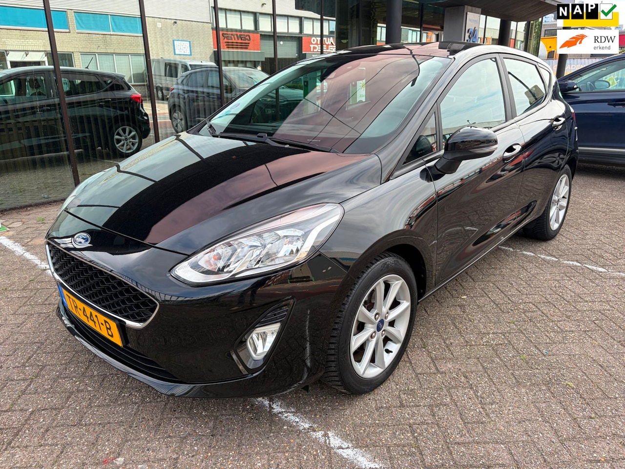 Ford Fiesta - 1.1 Trend / Navi / PDC / Airco / 5-drs - AutoWereld.nl