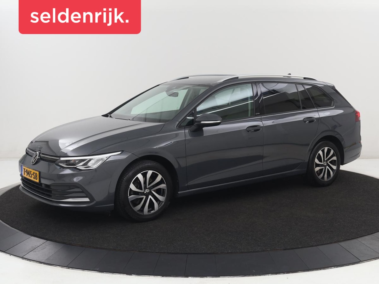 Volkswagen Golf Variant - 1.5 TSI Active Life | Trekhaak | Stoelverwarming | Carplay | Sfeerverlichting | Navigatie - AutoWereld.nl