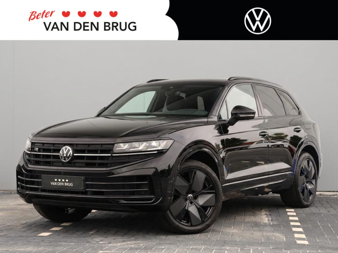 Volkswagen Touareg - 3.0 TSi eHybrid 4MOTION R Edition 462PK | Lederen bekleding | Trekhaak | HD Led Matrix | - AutoWereld.nl