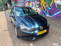 Volkswagen Golf - 1.4 TSI Trendline digitale airco gti velgen navigatie AUTOMAAT elektrische ramen boeken aa