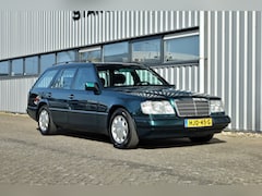 Mercedes-Benz E-klasse Combi - E 200 S124 Youngtimer 141462km