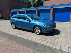 Volvo V60 - 1.6 T3 Momentum AUTOMAAT NW APK Sky Blue