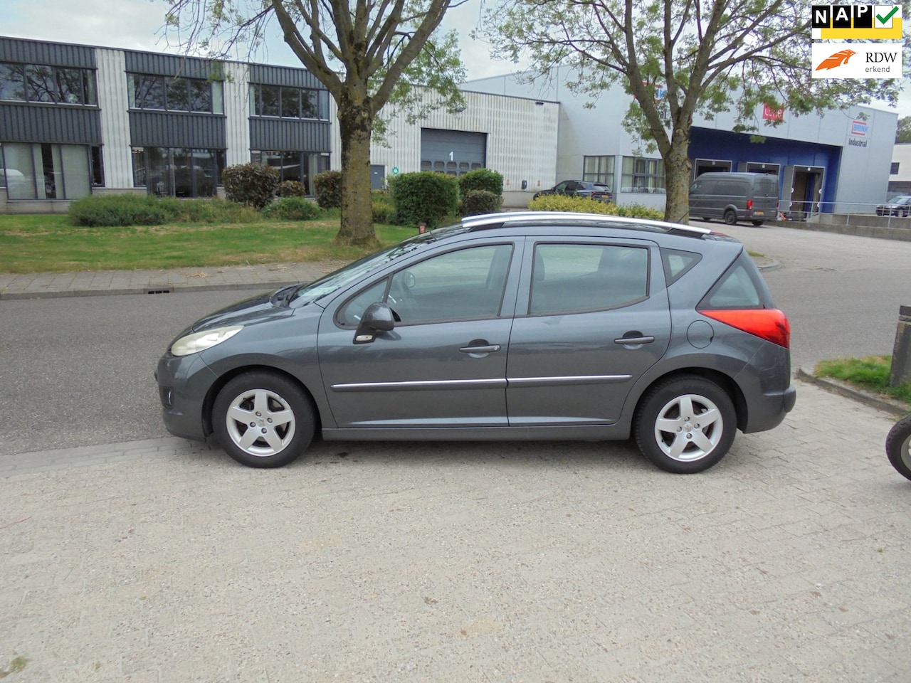 Peugeot 207 SW - 1.4 VTi Blue Lease Executive 1.4 VTi Blue Lease Executive - AutoWereld.nl