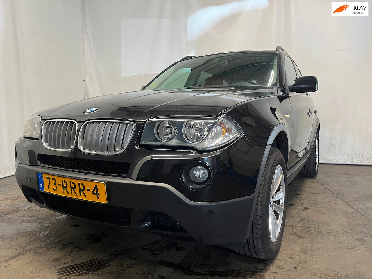 BMW X3 - 2.5si High Executive - Tussen Bak Defect - Olie Lekkage - AutoWereld.nl