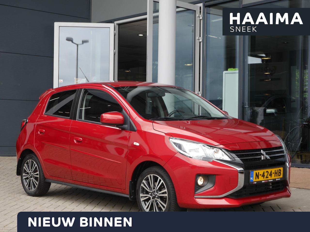 Mitsubishi Space Star - 1.2 Instyle | Automaat | Camera | Stoelverwarming | Lichtmetalen velgen | Automatische Air - AutoWereld.nl