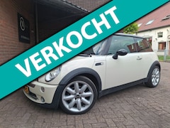 MINI Cooper - 1.6 Pepper Airco / Carplay / LM Velgen / Nieuwe APK /