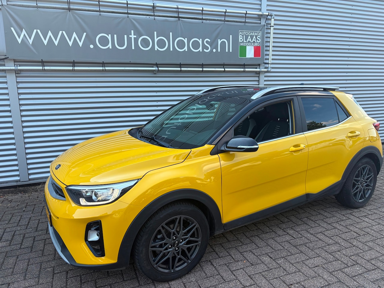 Kia Stonic - 1.0 T-GDi ExecutiveLine 1.0 T-GDi ExecutiveLine - AutoWereld.nl