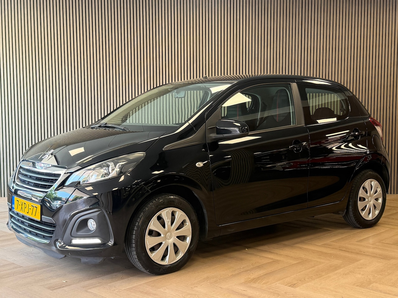 Peugeot 108 - 1.0 VTi Active AUTOMAAT 5 DEURS AIRCO USB AUX LED DRL - AutoWereld.nl