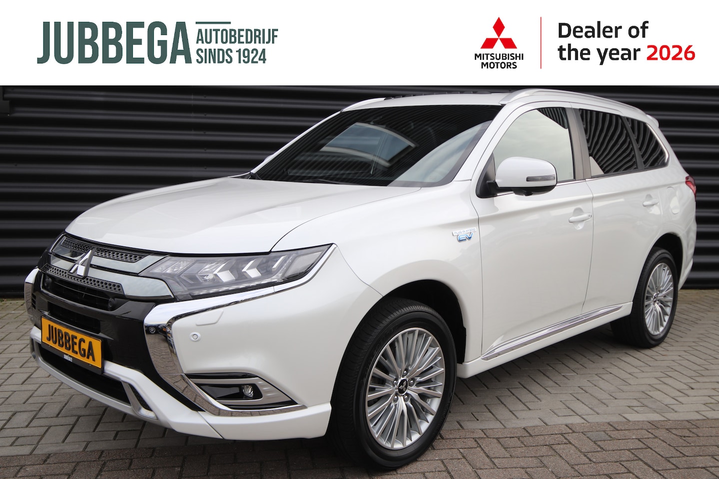 Mitsubishi Outlander - 2.4 PHEV Instyle Opendak, A.Cruise, Dealer O.H. Trekhaak - AutoWereld.nl