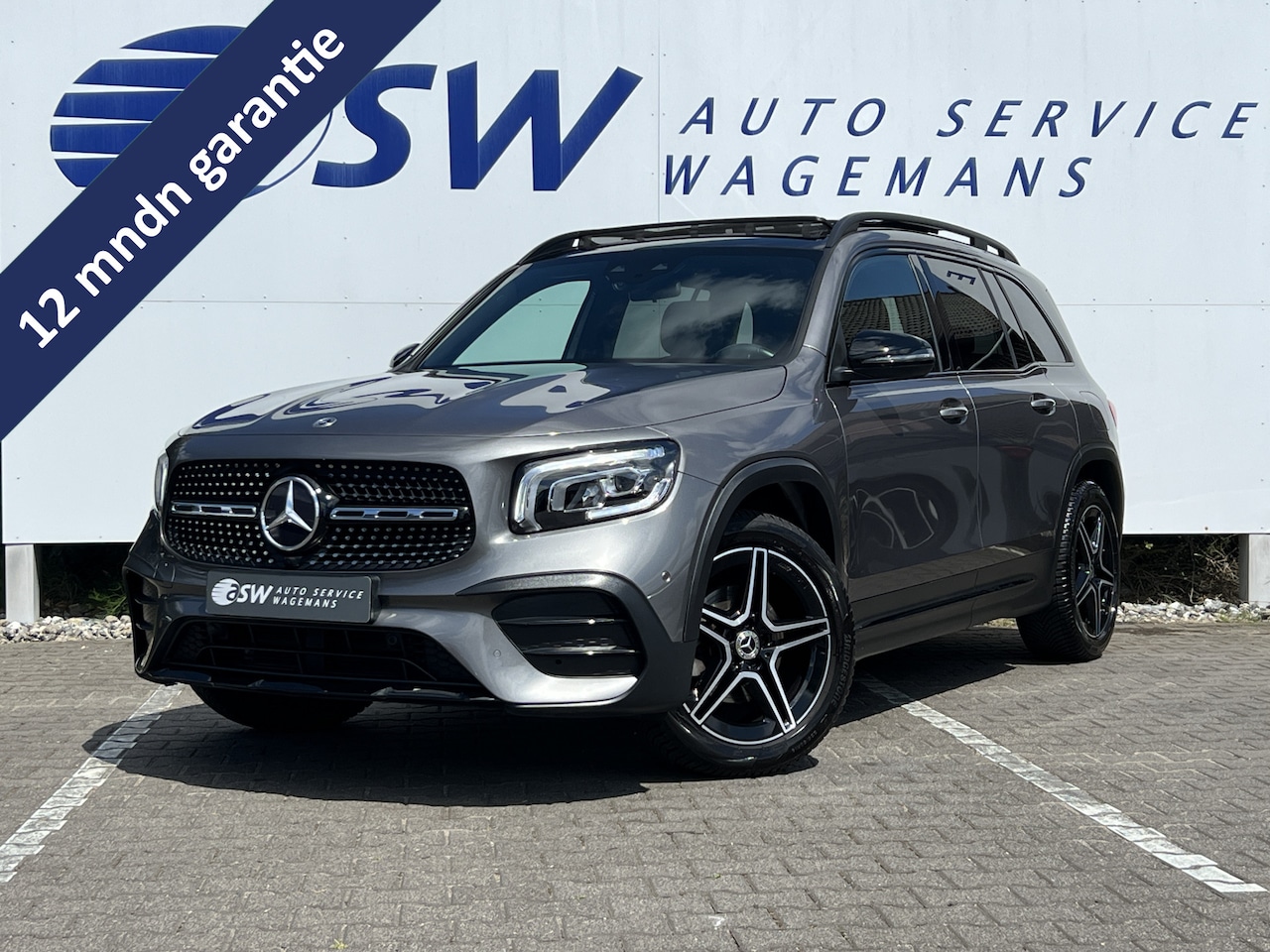 Mercedes-Benz GLB - 200 AMG-Line | Trekhaak | Pano | Night Pakket | Widescreen | Sfeerverlichting - AutoWereld.nl
