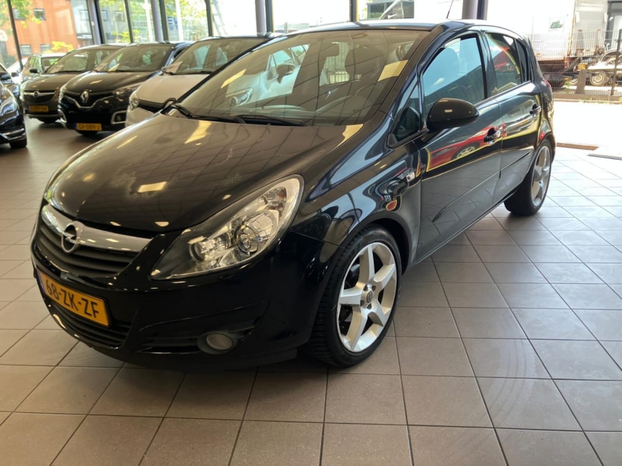 Opel Corsa - 1.4-16V Bns Sport AIRCO APK 12-26 128 DKM BJ 2008 !!! - AutoWereld.nl