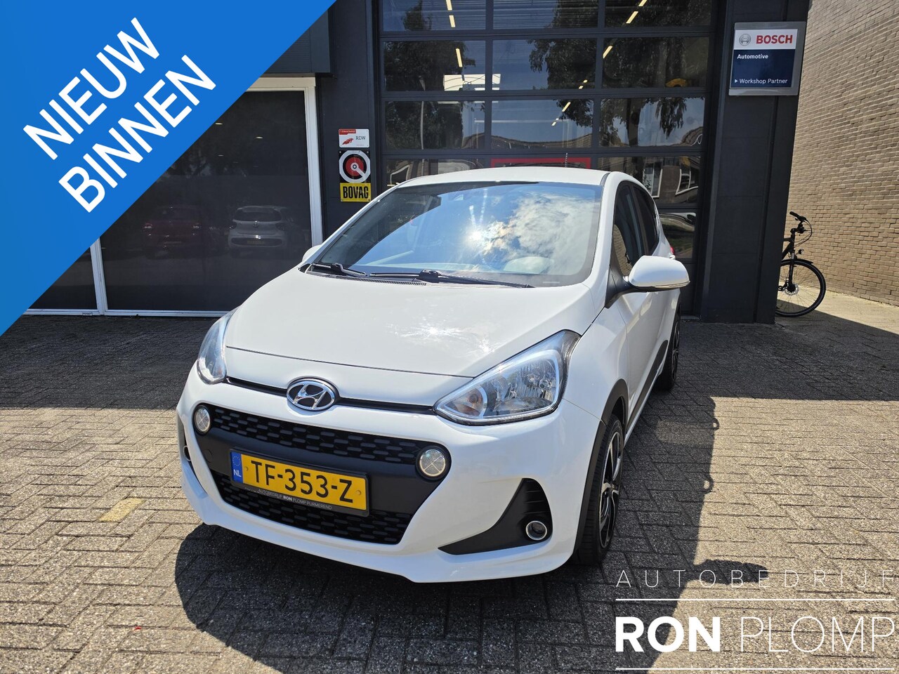 Hyundai i10 - 1.0i i-Premium Stoelverw/Cruise/LMV/Clima/Stuurverw/Carplay. - AutoWereld.nl