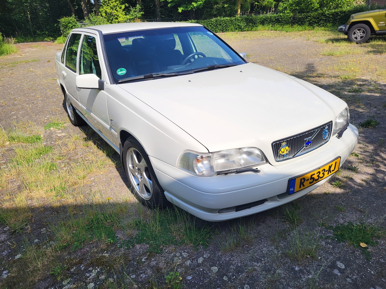 Volvo S70 - 2.3 T-5 Comfort 5 cilinder 2.3 turbo - AutoWereld.nl