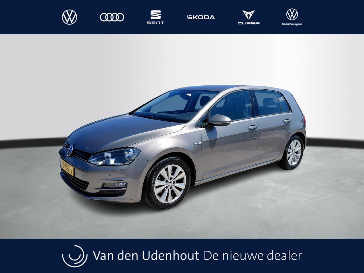 Volkswagen Golf - 1.0 TSI Connected Series | Navigatie | Camera | - AutoWereld.nl