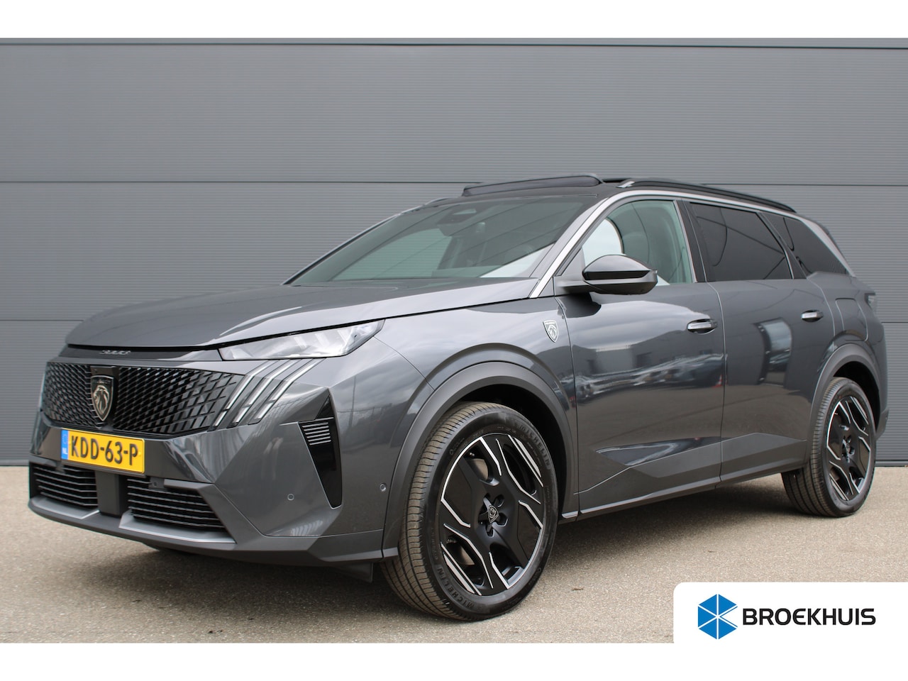 Peugeot 5008 - 1.6 Plug-in Hybrid 195 GT Exclusive | Panorama/schuifdak | Lederen bekleding | Massage | S - AutoWereld.nl