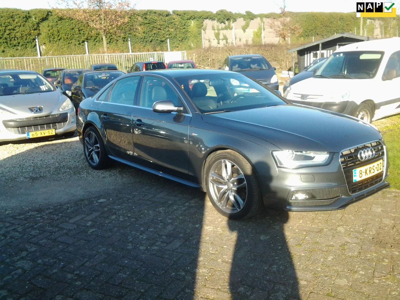 Audi A4 Limousine - 1.8 TFSI S Edition S Line Zeer lux,e heeft 200 pk motor - AutoWereld.nl
