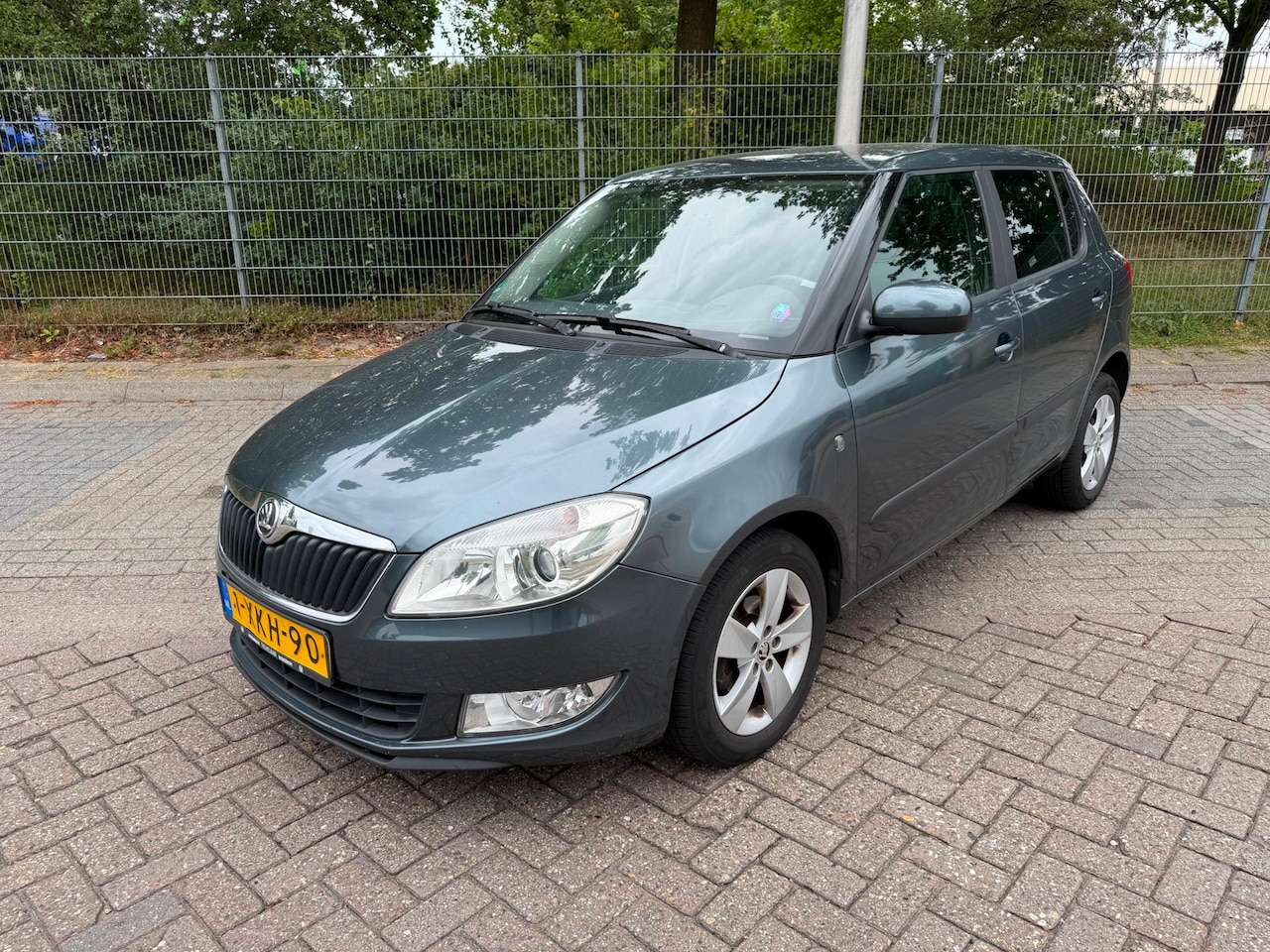 Skoda Fabia - 1.2 TSI Drive KETTIMG IS NIET GOED EXPORT - AutoWereld.nl
