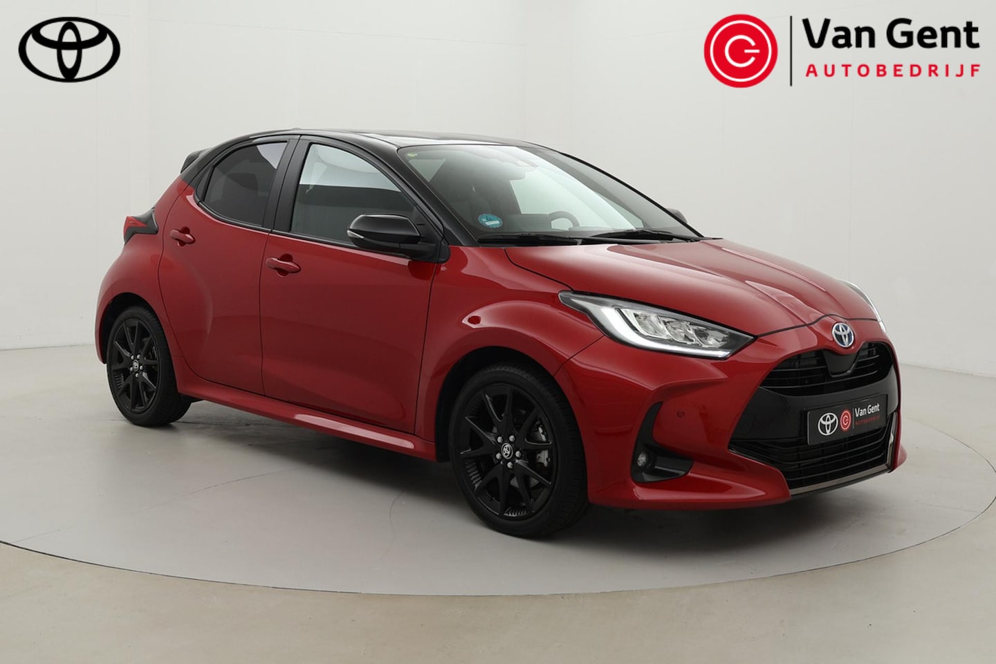 Toyota Yaris - 1.5 Hybrid Executive | Dodehoek detectie | Head-up display | Stoelverwarming | Apple Carpl - AutoWereld.nl