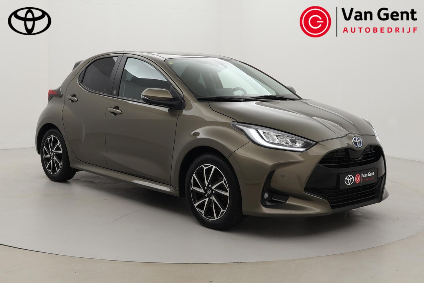 Toyota Yaris - 1.5 Hybrid Dynamic | Apple Carplay / Android Auto | Dodehoek detectie | Parkeersensoren vo - AutoWereld.nl