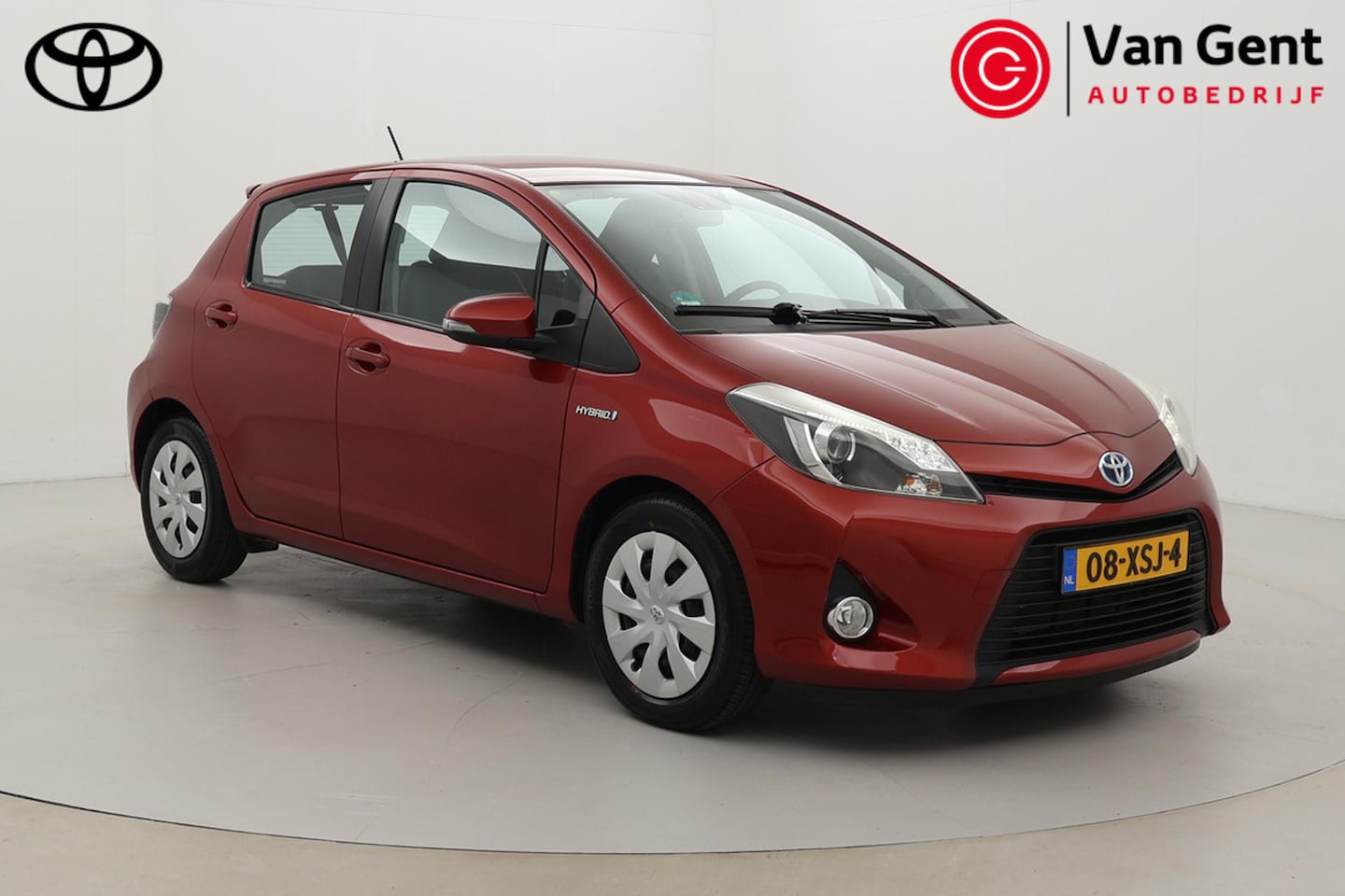 Toyota Yaris - 1.5 Full Hybrid Dynamic | Volledige dealerhistorie | Navigatie | Keyless | Cruise Control - AutoWereld.nl
