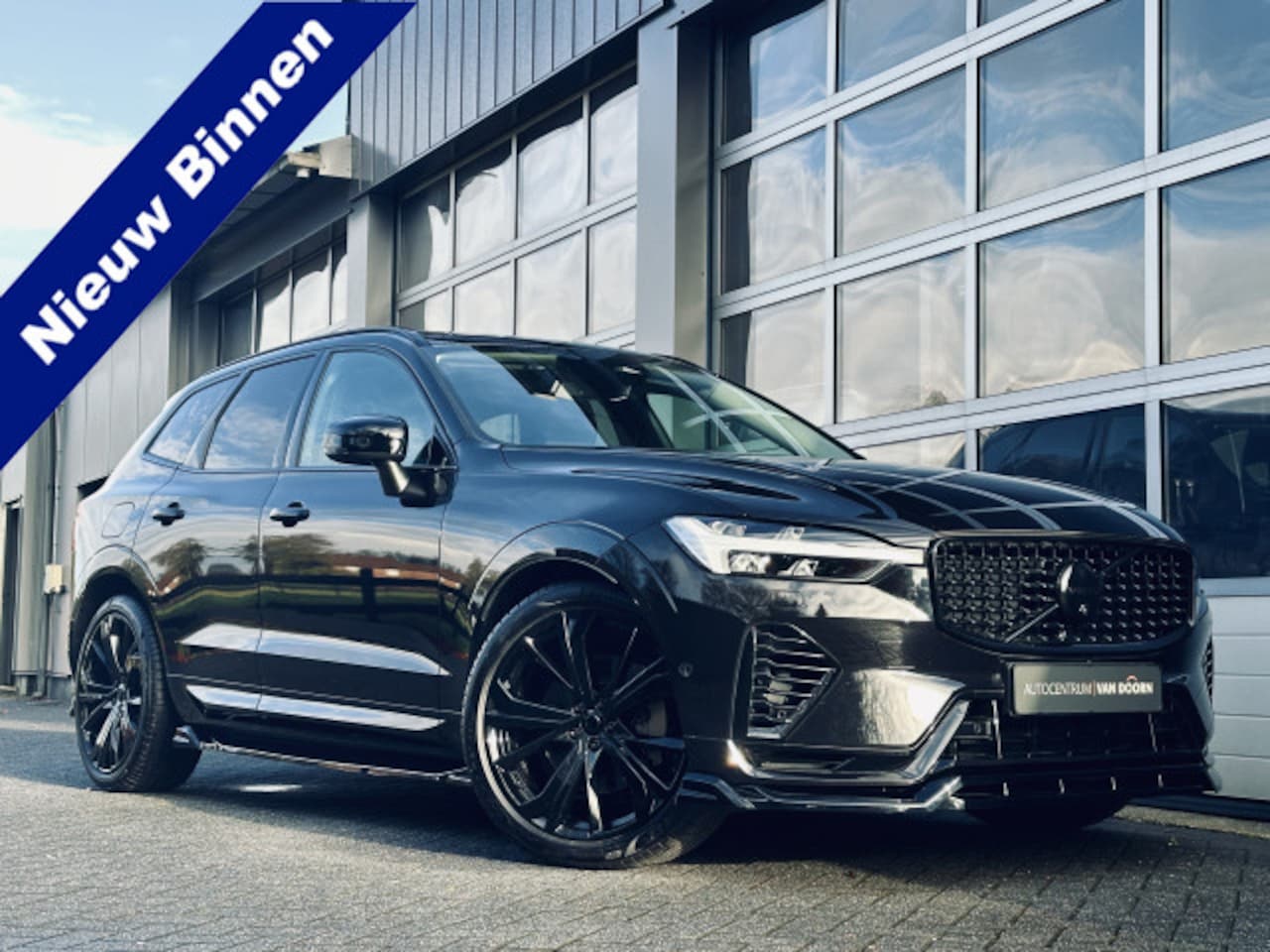Volvo XC60 - 2.0 T6 Plug-in hybrid | AWD | Panodak | Luchtvering | Bower Wilkins | Trekh. | Camera | St - AutoWereld.nl