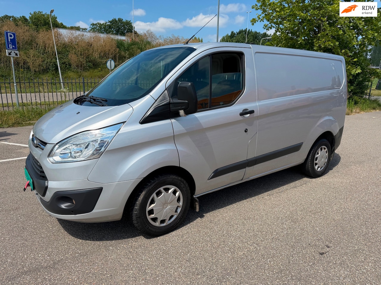 Ford Transit Custom - 270 2.0 TDCI L1H1 Trend!EURO 6!COOL AIRCO!ELECKTRISH RAAM&SPIEGEL!CRUIS CONTROLE!APK:19-01 - AutoWereld.nl
