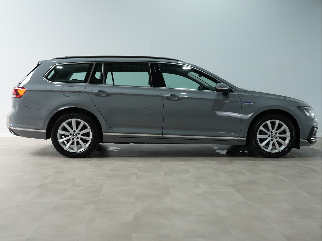 Volkswagen Passat Variant - GTE 1.4 TSI eHybrid 218pk PHEV Business / Trekhaak / Travel Assist / Camera - AutoWereld.nl