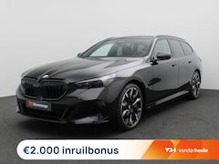BMW 5-serie Touring - 530e xDrive 299PK Aut. M-Sport Pro, Panoramadak, Head-Up Display, Stoelverwarming & ventil