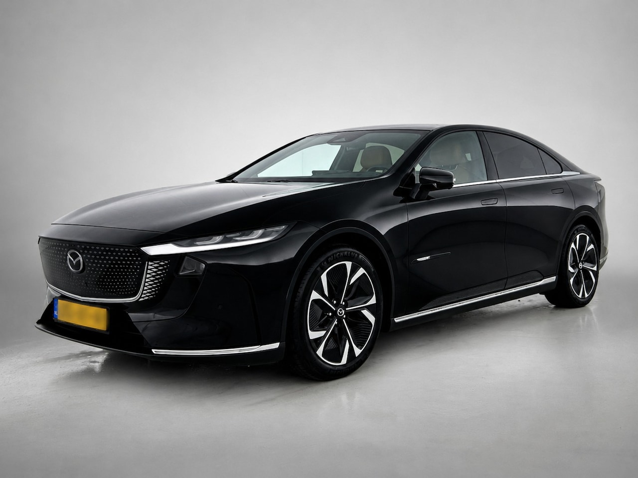 Mazda 6e - Takumi Plus 68.8 kWh | Snelladen in 24 minuten van 10 naar 80% | WLTP 479 | Direct leverba - AutoWereld.nl