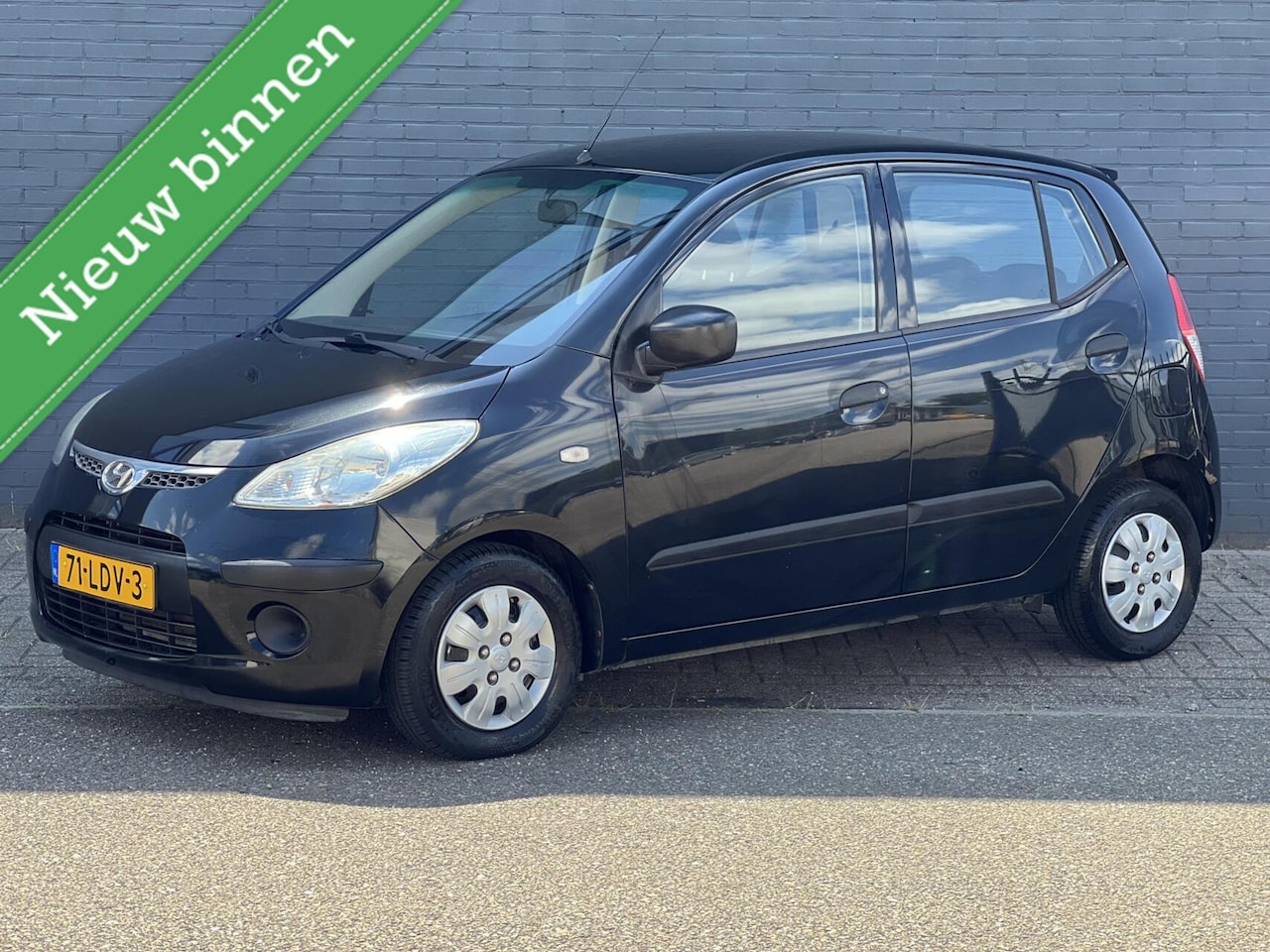 Hyundai i10 - 1.25i Active Cool Airco APK NAP Elektrische Rame - AutoWereld.nl