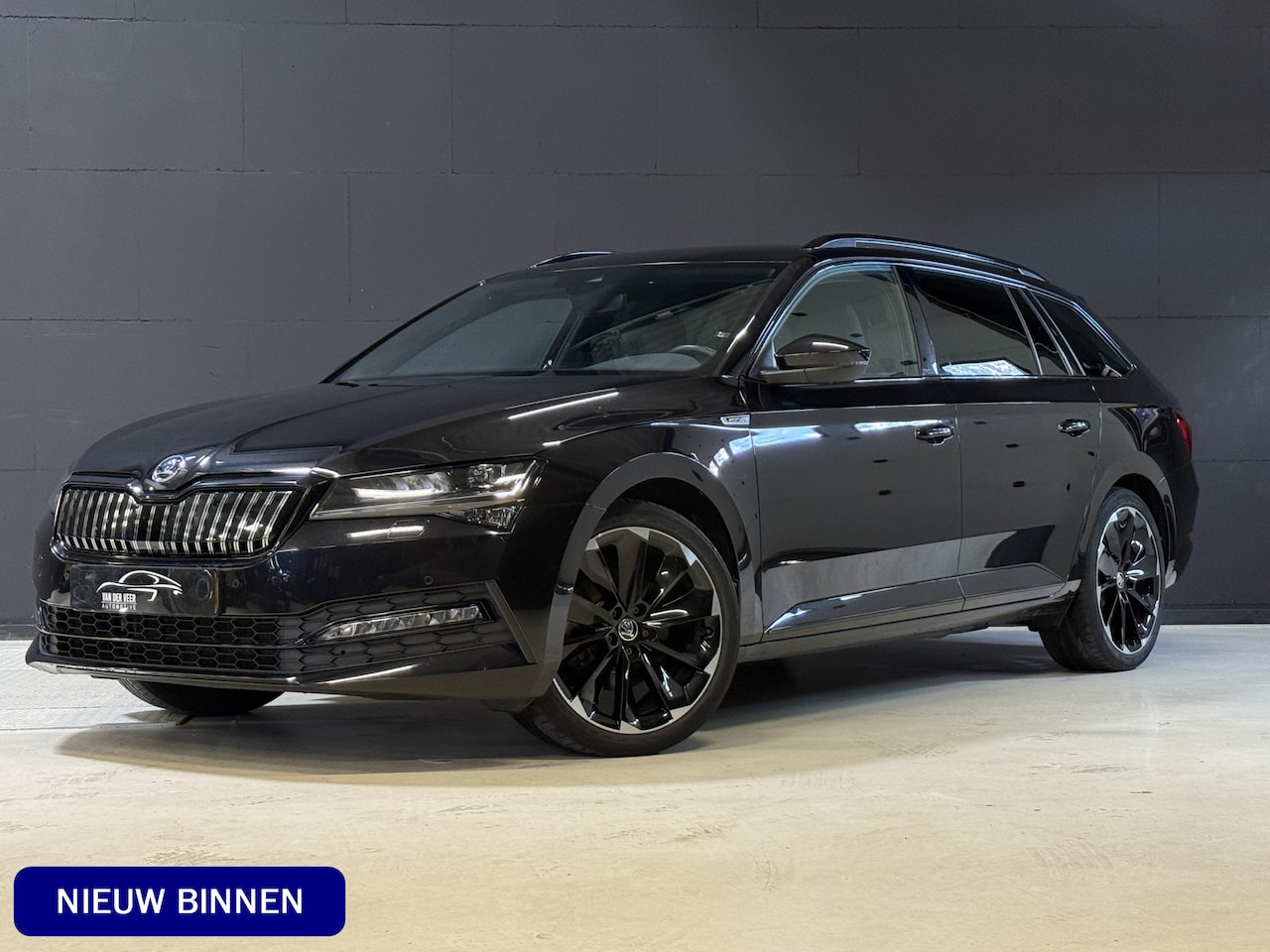 Skoda Superb Combi - 1.4 TSI iV Sportline Business | 360 Camera | Canton Audio | Alcantara - AutoWereld.nl