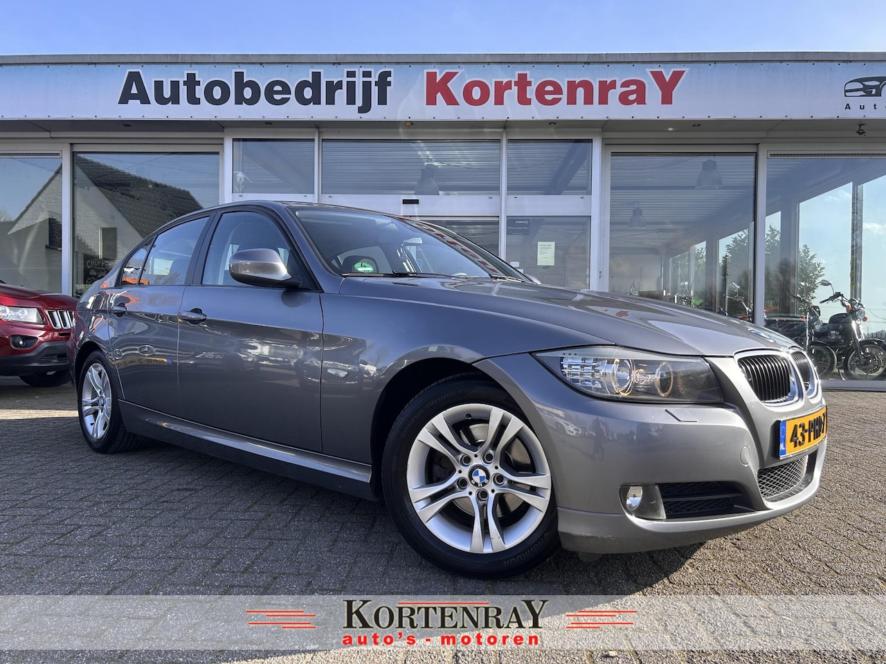 BMW 3-serie - 318i Business Line ECC Airco/Navi/Bi xenon/cruise control/Pdc/top conditie - AutoWereld.nl