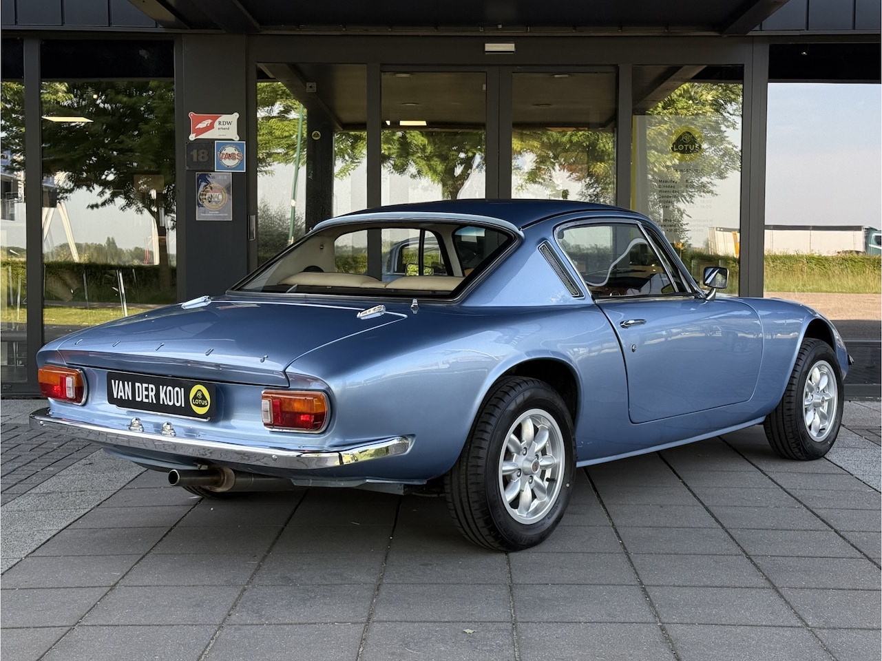 lotus-elan-2.jpg