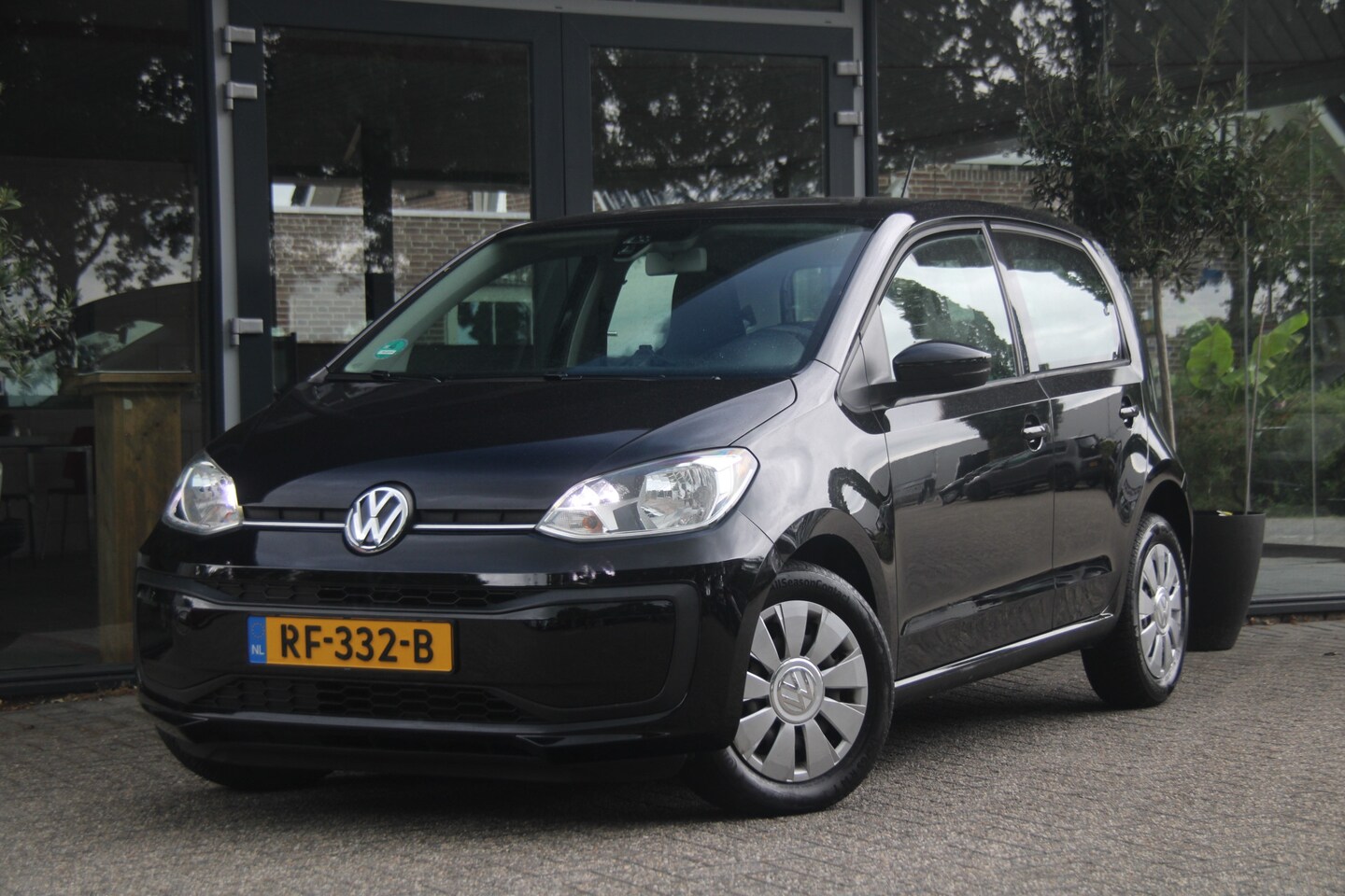 Volkswagen Up! - 1.0 BMT move up! 1.0 BMT move up! - AutoWereld.nl