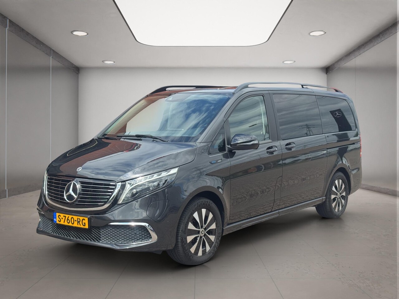 Mercedes-Benz EQV - 300 L2 Business Solution | 6-Persoons | Certified 12 mnd garantie - AutoWereld.nl