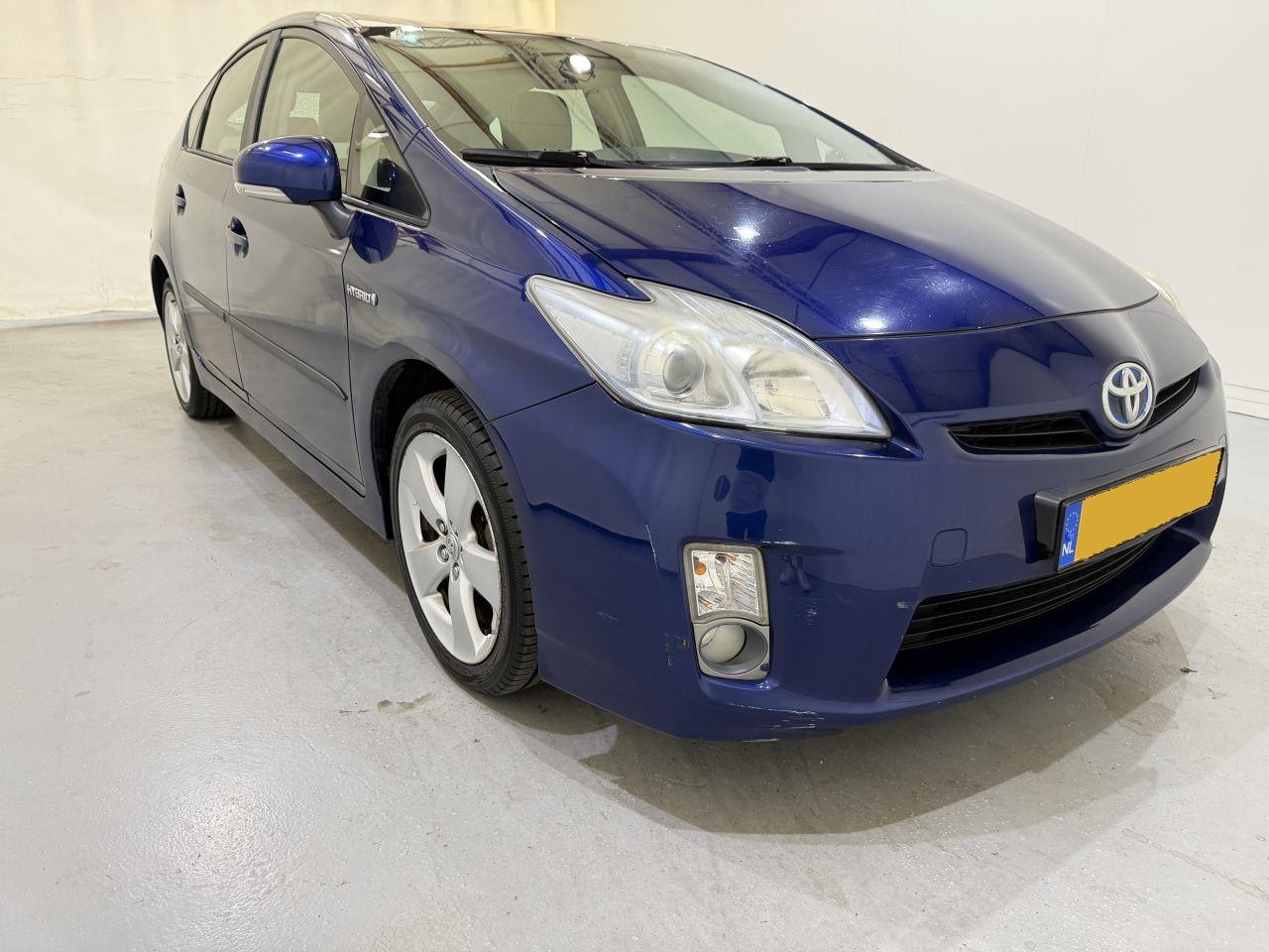 Toyota Prius - 1.8 Hybrid Aspiration Navi/Clima - AutoWereld.nl