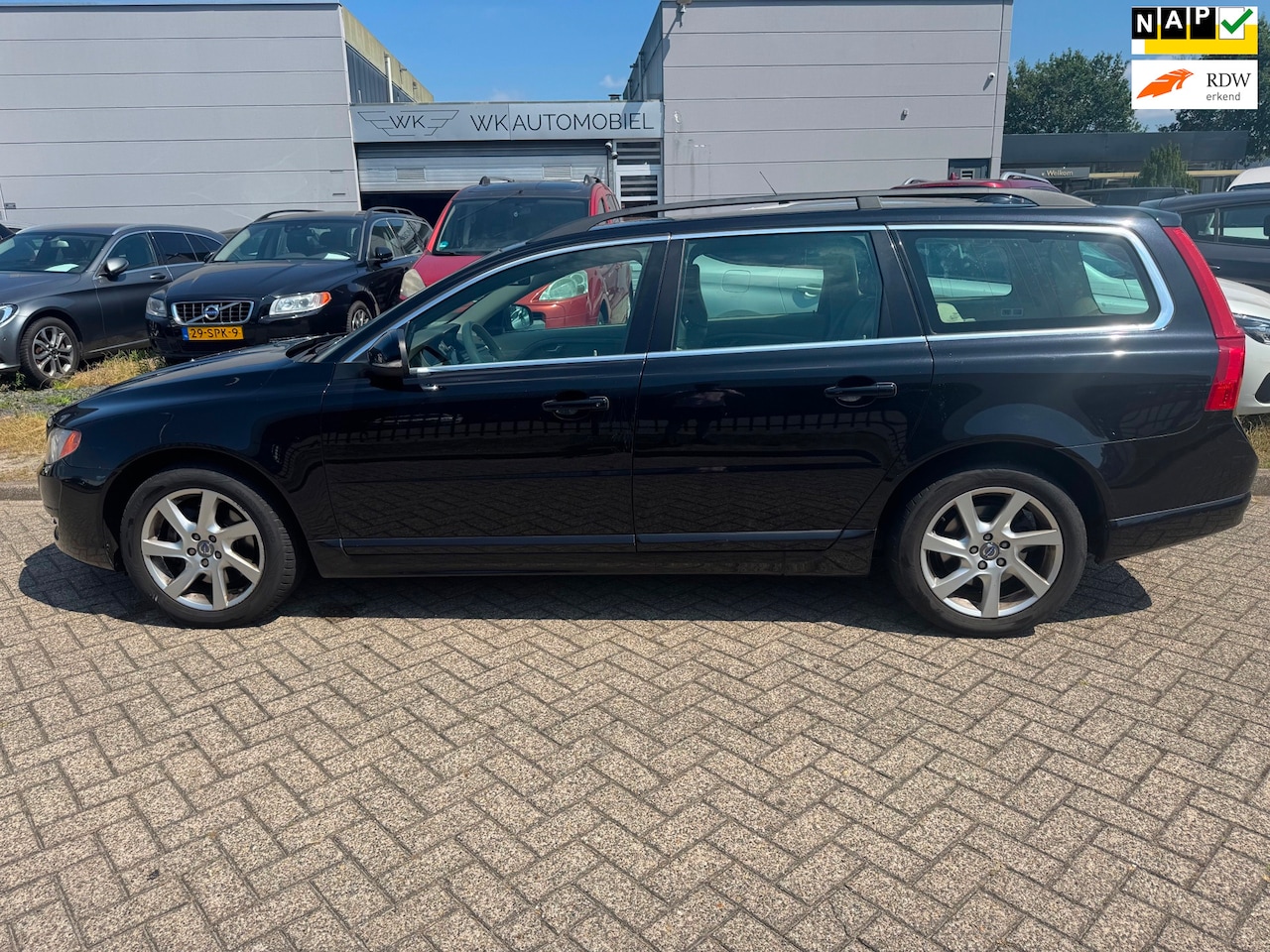 Volvo V70 - 2.0 D3 Limited Edition 5 cylinder prijs NL €4250 - AutoWereld.nl