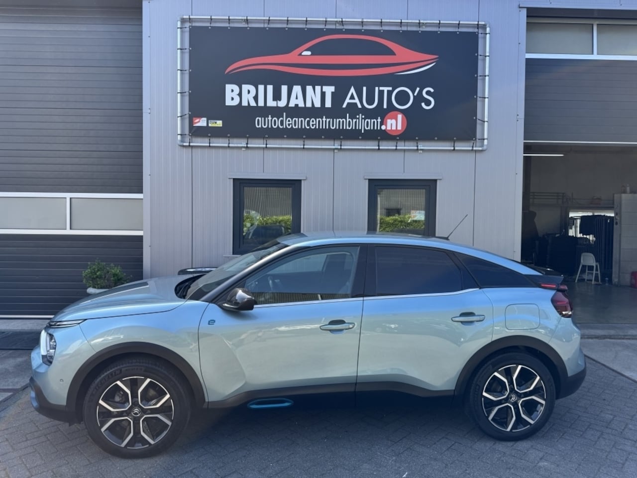 Citroën Ë-C4 - Shine 50 kWh - AutoWereld.nl