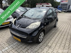 Peugeot 107 - 1.0-12V XS 5 deurs airco koppeling slipt