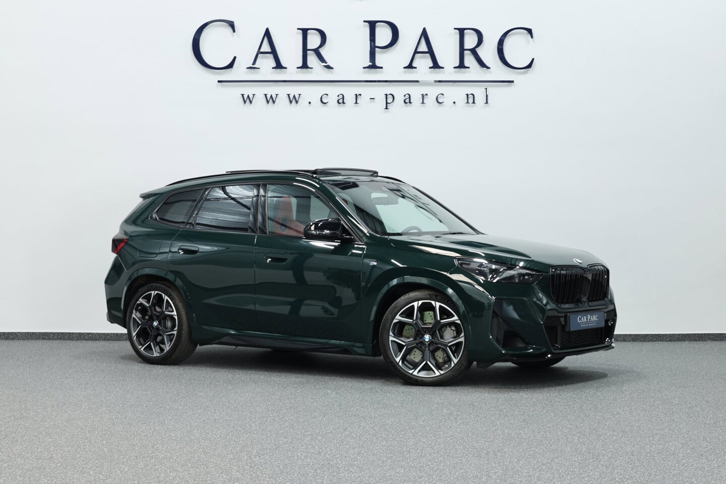 BMW X1 - M35i 301+PK FULL/LASER/VIRTUAL/SFEER/HUD/PANO/LEER+S.VERWARMING+MEMORY/360/20" LMV/ACC/ECC - AutoWereld.nl