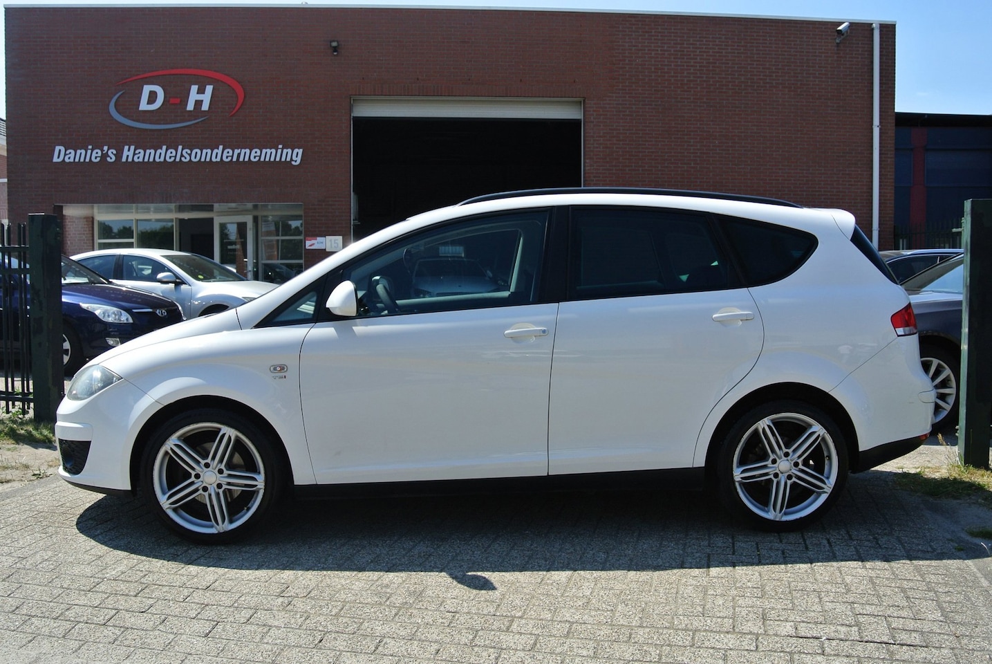 SEAT Altea XL - 1.2 TSI Good Stuff airco nieuwe apk inruil mogelijk nap - AutoWereld.nl