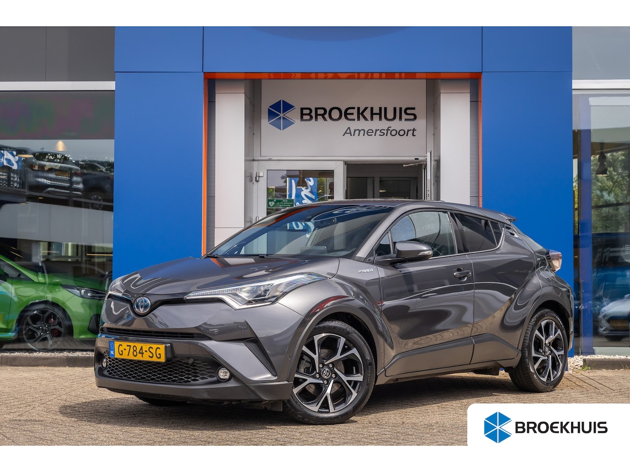 Toyota C-HR - 1.8 Hybrid Style Ultimate | Achteruitrijcamera | Dodehoek detectie | Cruise control adapti - AutoWereld.nl