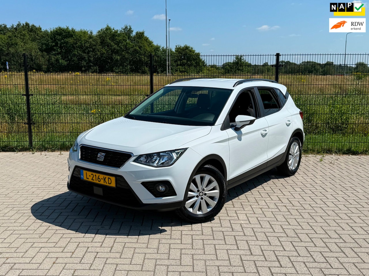 SEAT Arona - 1.0 TSI Style Business Intense| Camera | CarPlay | NAVI | PDC - AutoWereld.nl