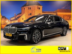 BMW 7-serie - 745e M-Sport High Exe Schuifdak Laser HUD Harman Kardon