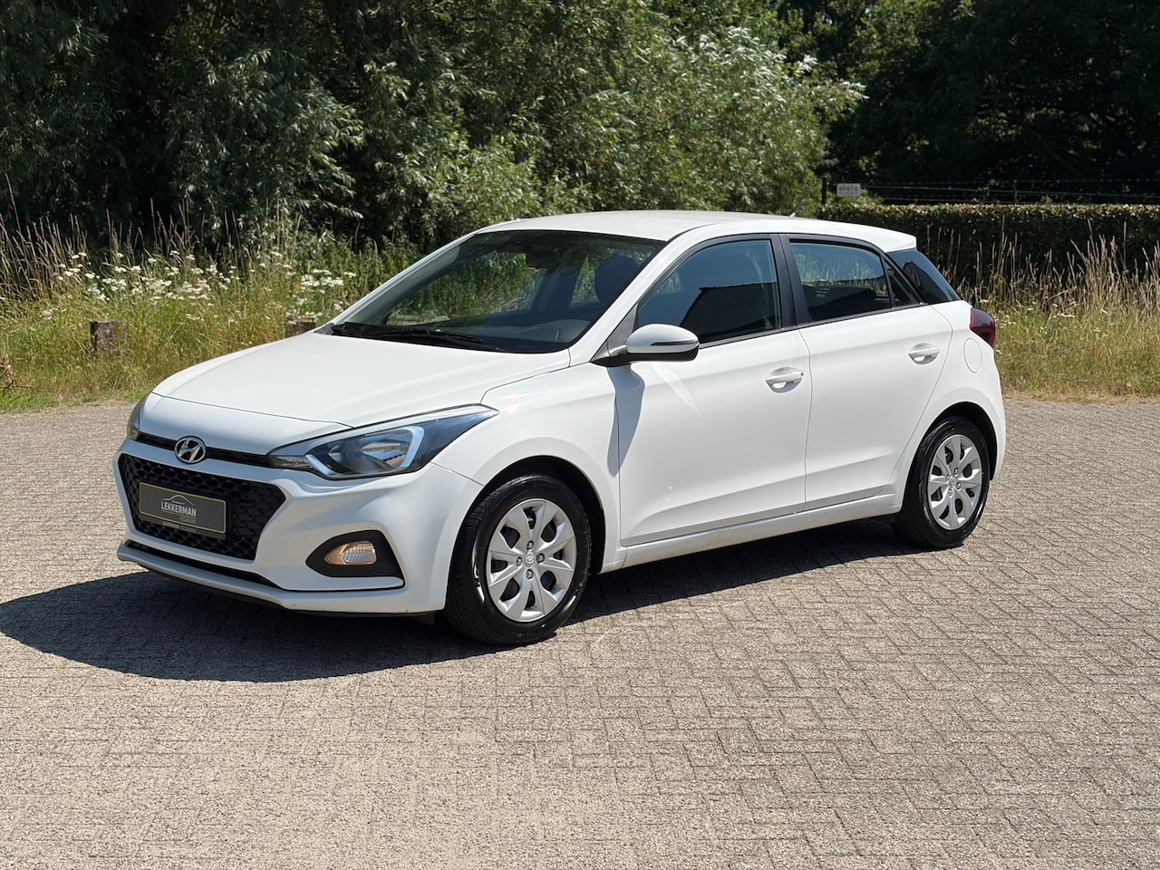 Hyundai i20 - 1.0 T-GDI Comfort AUTOMAAT I TREKHAAK I BLUETOOTH I NWE APK - AutoWereld.nl