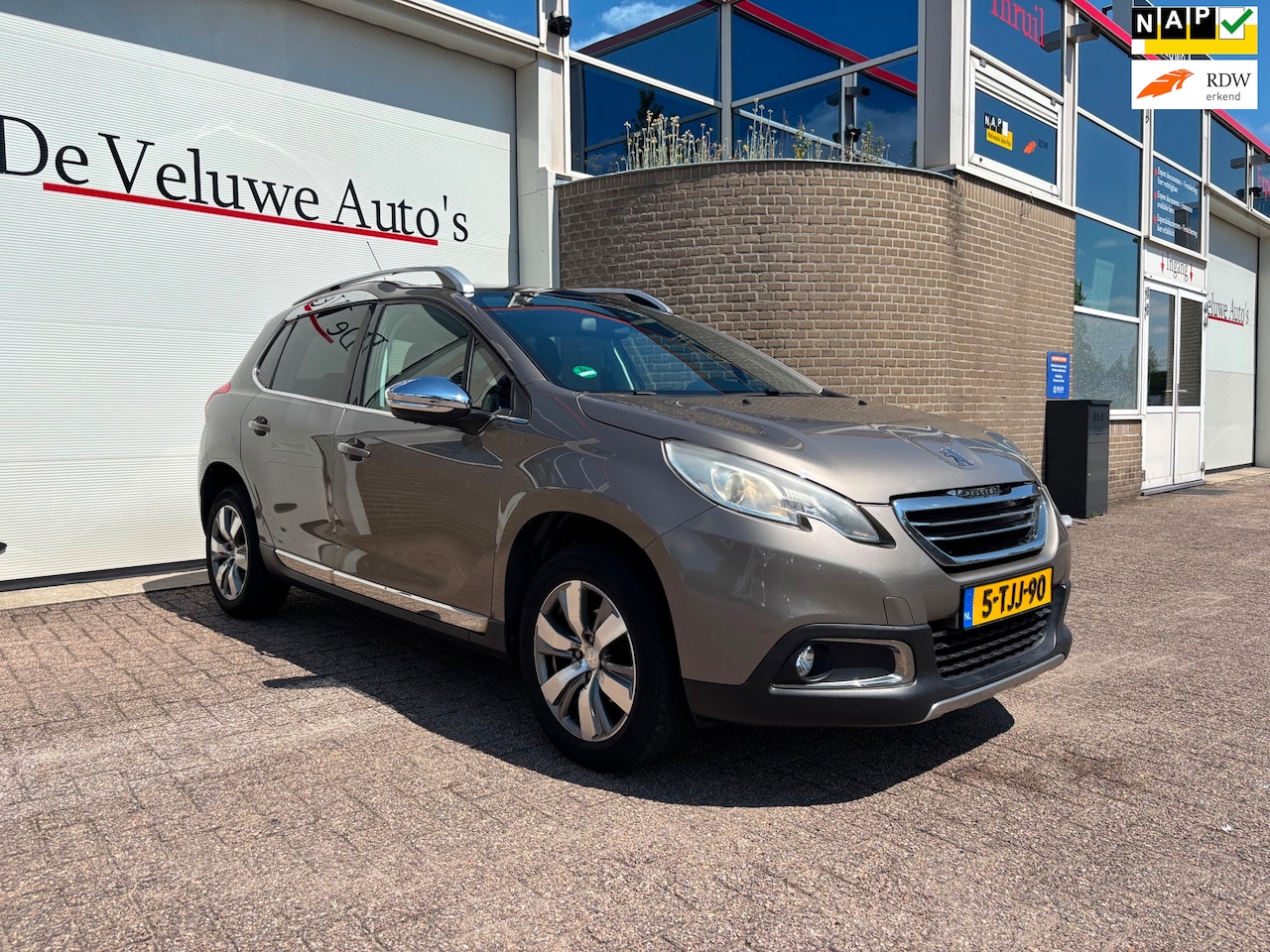 Peugeot 2008 - 1.2 VTi Allure Pack Premium Plus|PANO|LEDER - AutoWereld.nl
