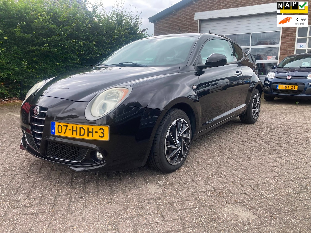 Alfa Romeo MiTo - 1.4 Progression Bj 2008, Airco, APK TOT 08-2027 inruil is mogelijk - AutoWereld.nl