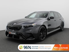BMW 5-serie Touring - M5 Keramische remschijven, Panoramadak, Head-Up Display, Adaptieve Cruise Controle, Keyles